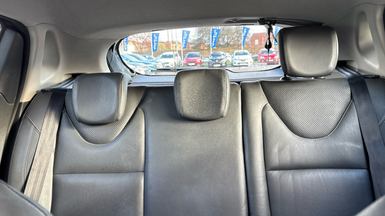 Renault Clio 0.9 TCE 90 Signature Nav 5dr Petrol Hatchback